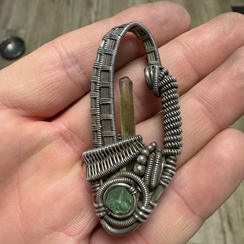 Wire wrap pendant